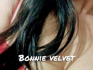 Bonnie_velvet