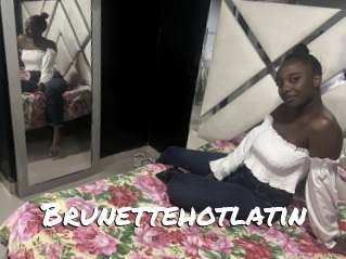 Brunettehotlatin