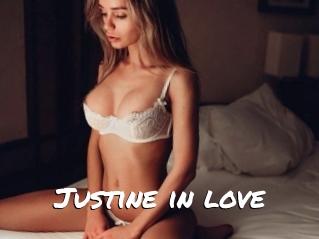 Justine_in_love