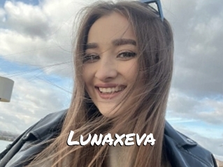 Lunaxeva