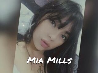 Mia_Mills