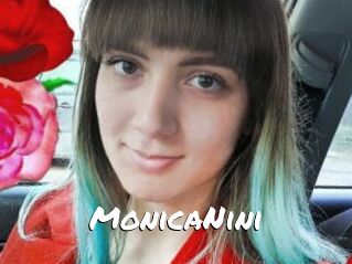 MonicaNini