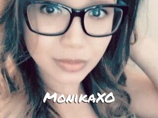 MonikaXO