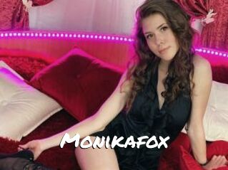 Monikafox