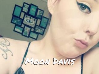 Moon_Davis