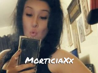 MorticiaXx