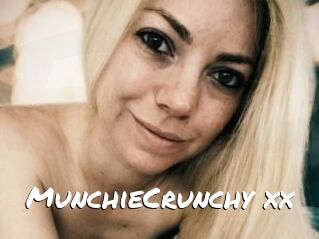 MunchieCrunchy_xx