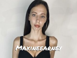 Maxineearney