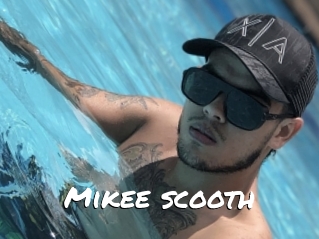 Mikee_scooth