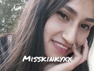 Misskinkyxx