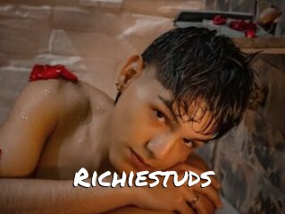 Richiestuds
